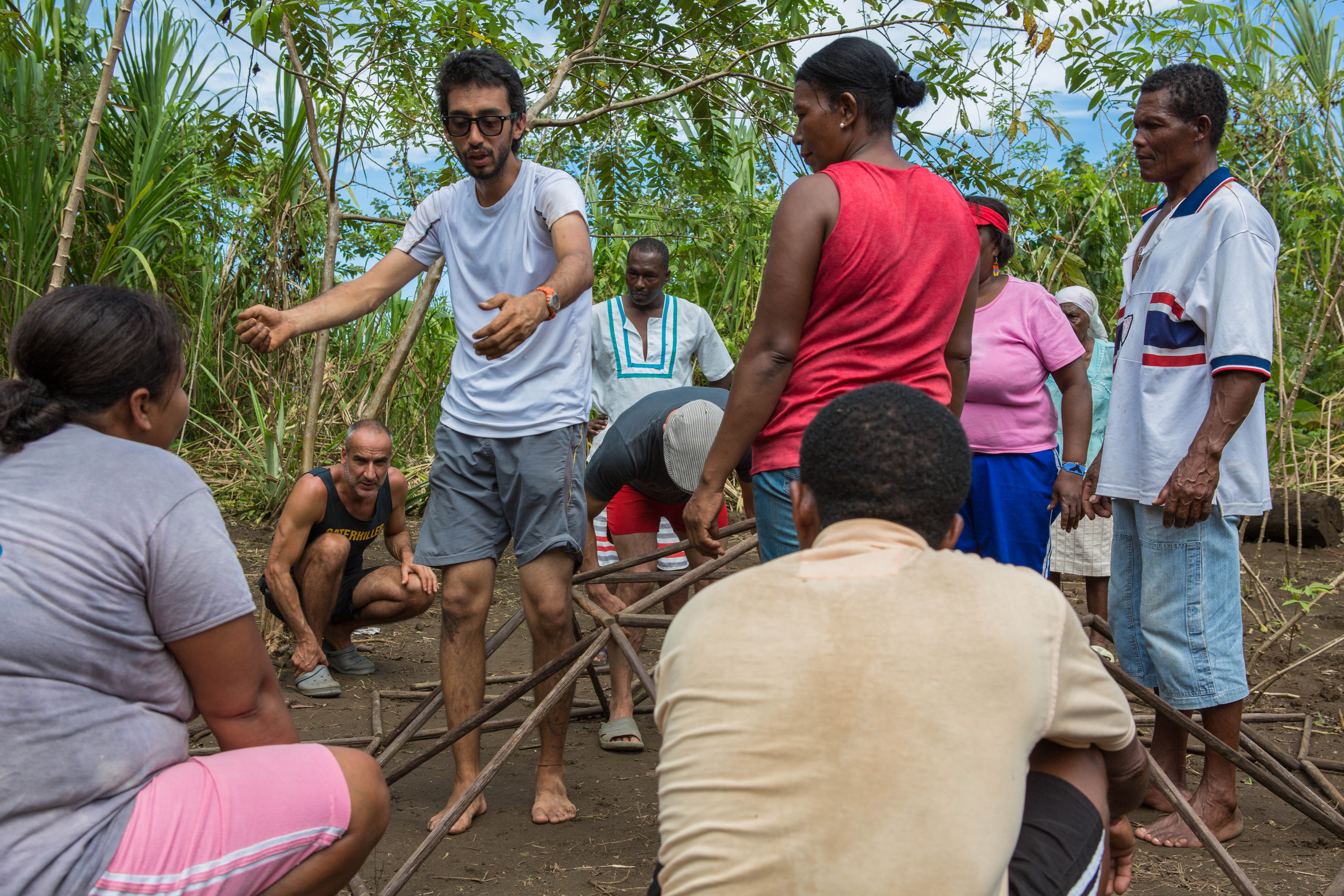 Fausto, a community leader working with Más Arte Más Acción.